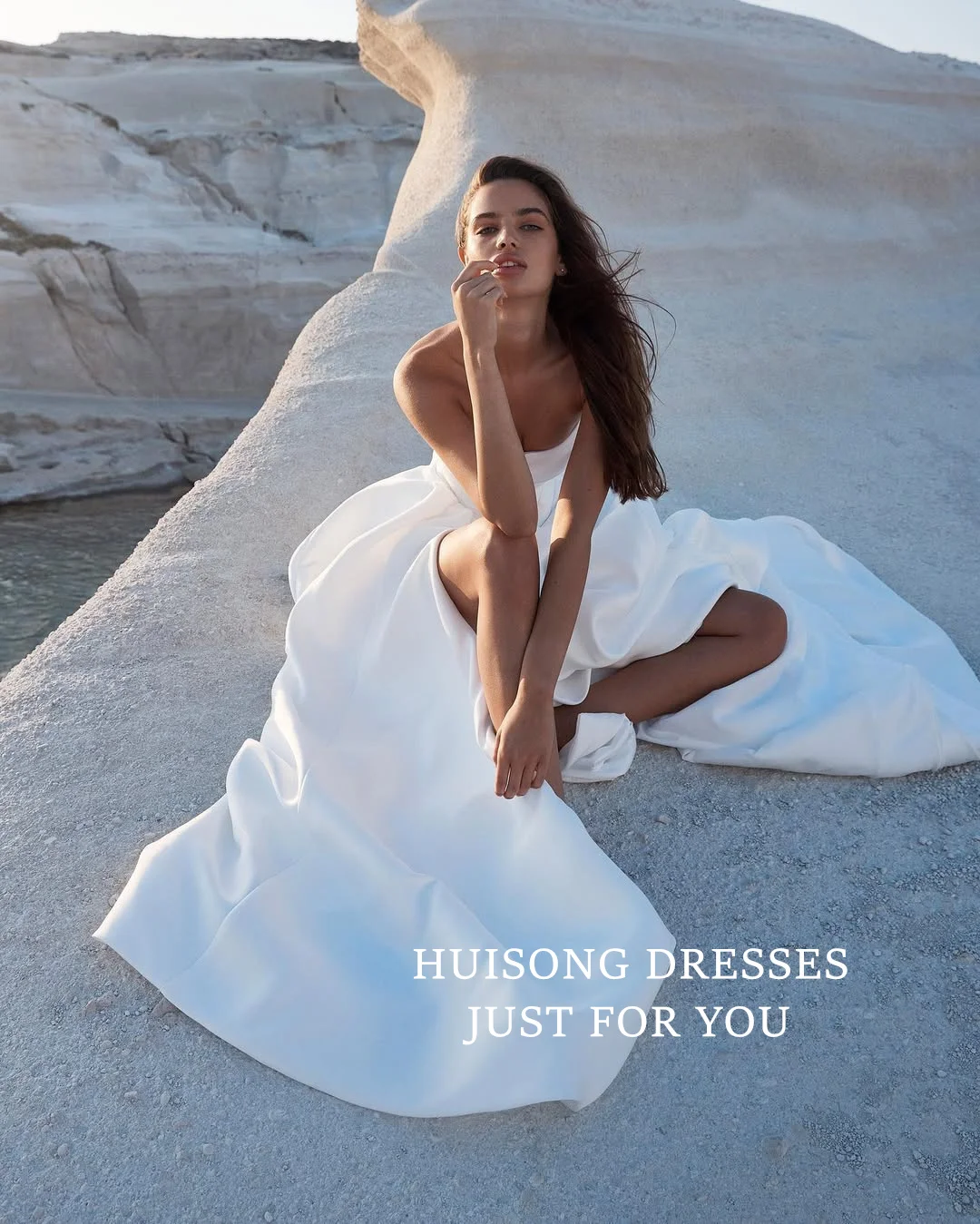 HUISONG Customized Satin Wedding Dresses Sleeveless Strapless Side Split A-Line Beach Bridal Gown vestidos de novia