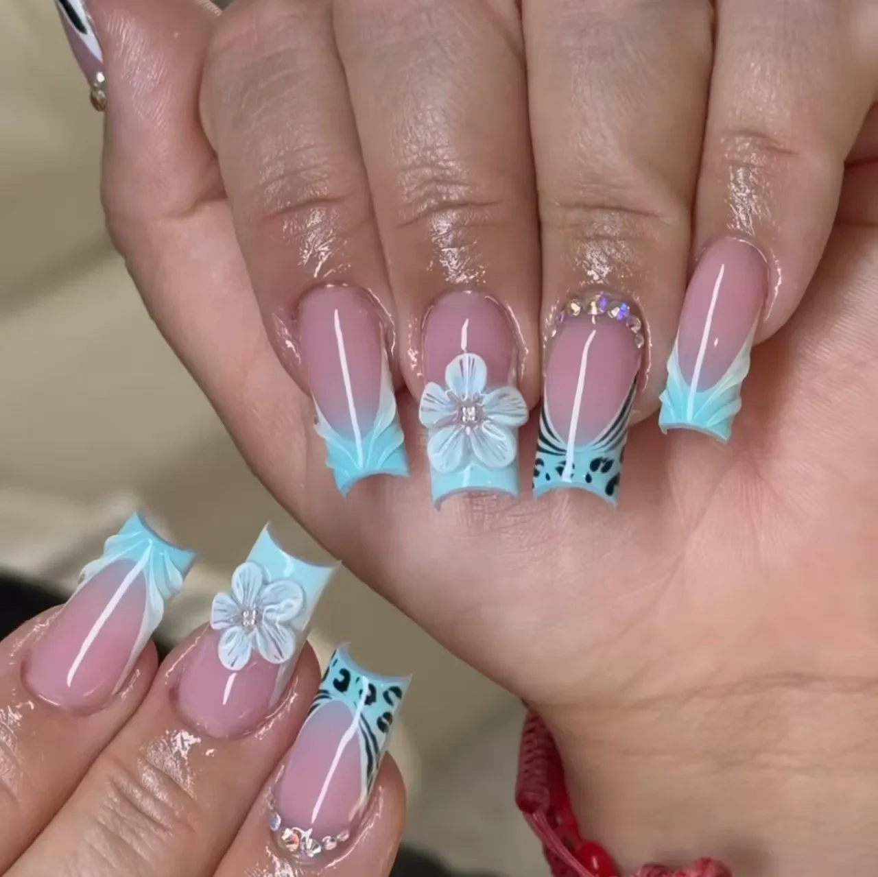 

24PCS Blue French Fake Nails with 3D Carving Flower Leopard Print Design Wearable Press on Nails for Women Ins Square False Nail