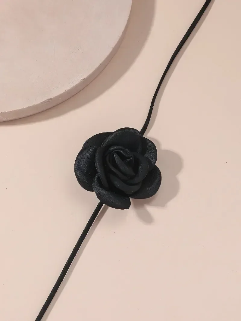 Rose Flower Clavicle Chain Necklace for Women 4 Colors Gothic Ladies Korean Fashion Adjustable Sexy Rope Choker Y2K Accessories