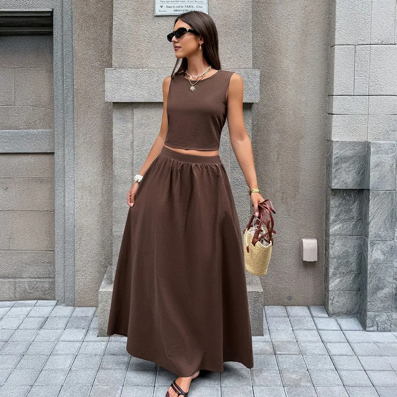 

Women's Casual Vacation Two-piece Set Sleeveless Crop Top Maxi Skirt Solid Color Outfit