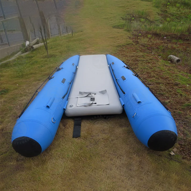 قارب كاتاماران قابل للنفخ عالي السرعة