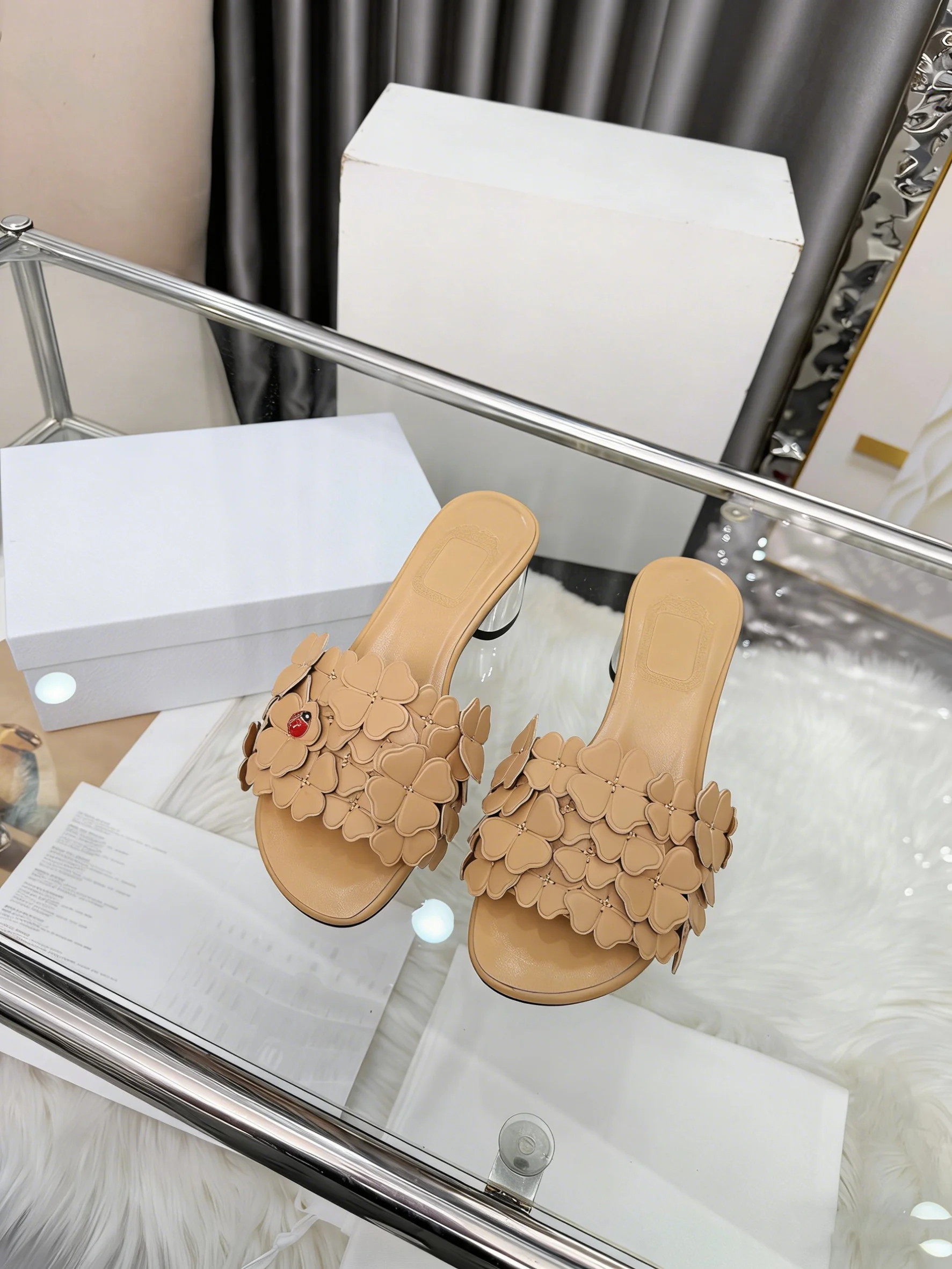 

High-Quality Fashionable Casual High-Heel Ladies Slippers Comfortable Stylish Footwear for Women