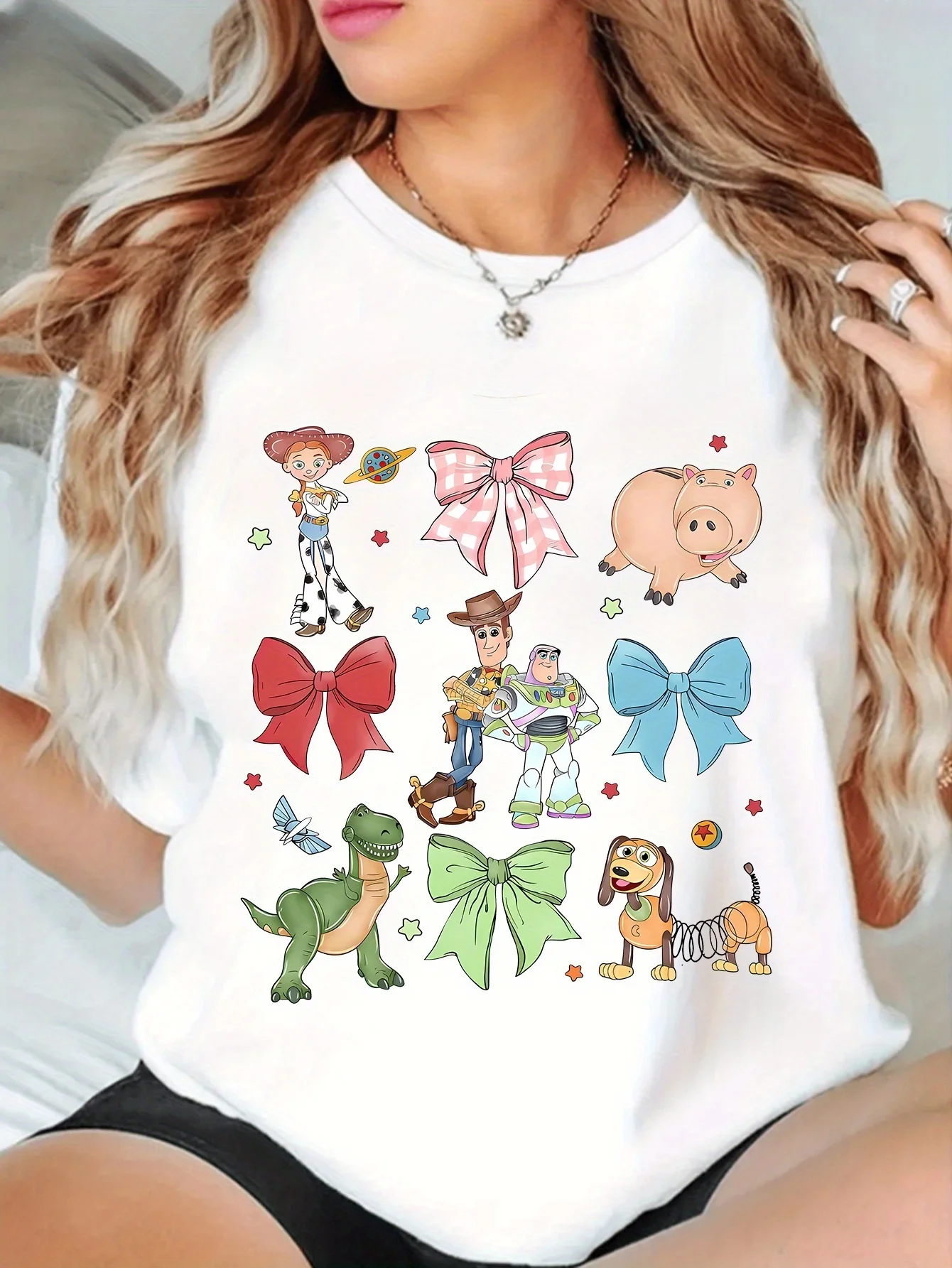 Toy Story character print short-sleeved T-shirt Cute and innocent style suitable for summer ladies' daily wear and outing