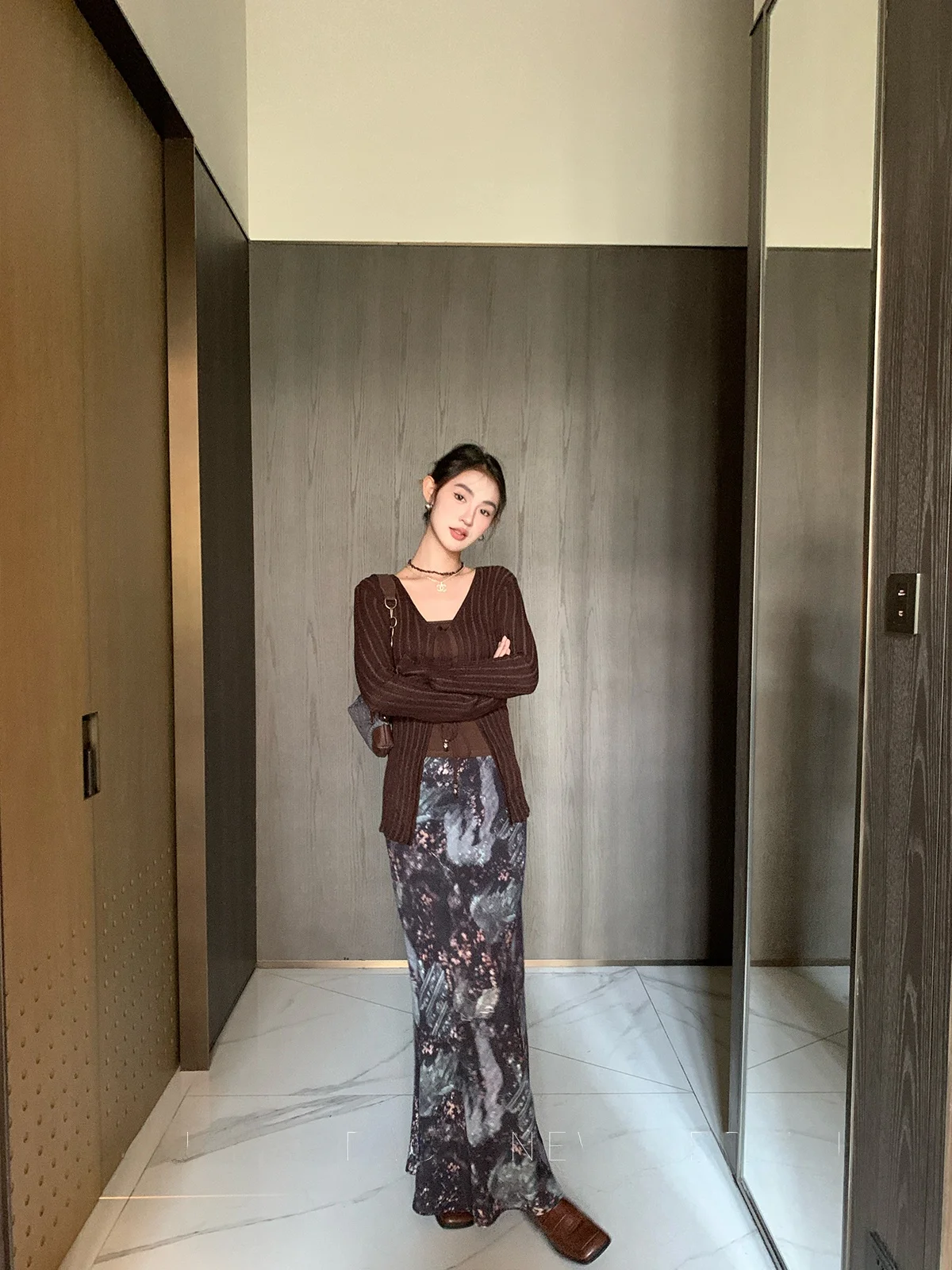 

Юбка-рыбка с эффектом похудения и принтом под водную роспись, с завышенной талией, повседневная, модная, осенняя новинка, прямой крой, полиэстер