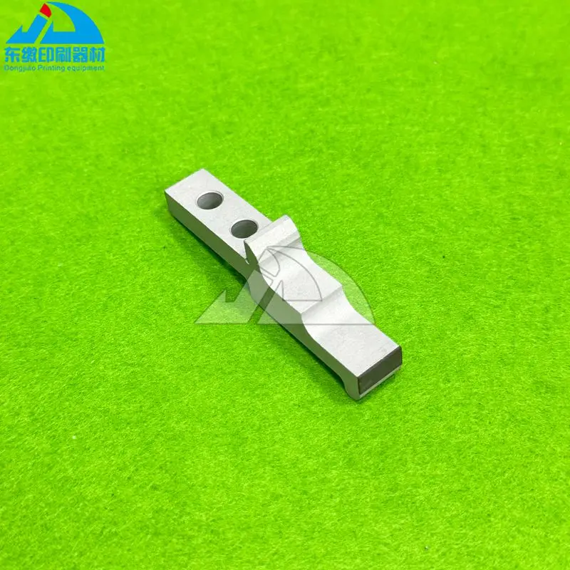 

1 шт. Запасная часть для офсетной печатной машины: захватная накладка (гриппер) для Mitsubishi, высококачественная.