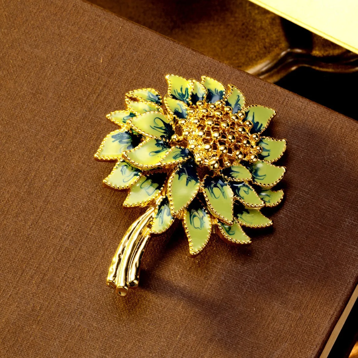 

Vintage Sunflower Brooch - Colorful Enamel Cottagecore Design, Luxury Antique Corsage for Women