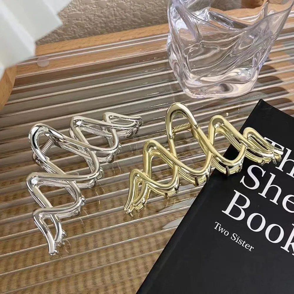 1 Stück modische, minimalistische, metallische Wellen-Haarklammer, geometrische Designs, perfekt, mühelos, schick, Alltagsstile, moderne Haar-Accessoires – Detail 1
