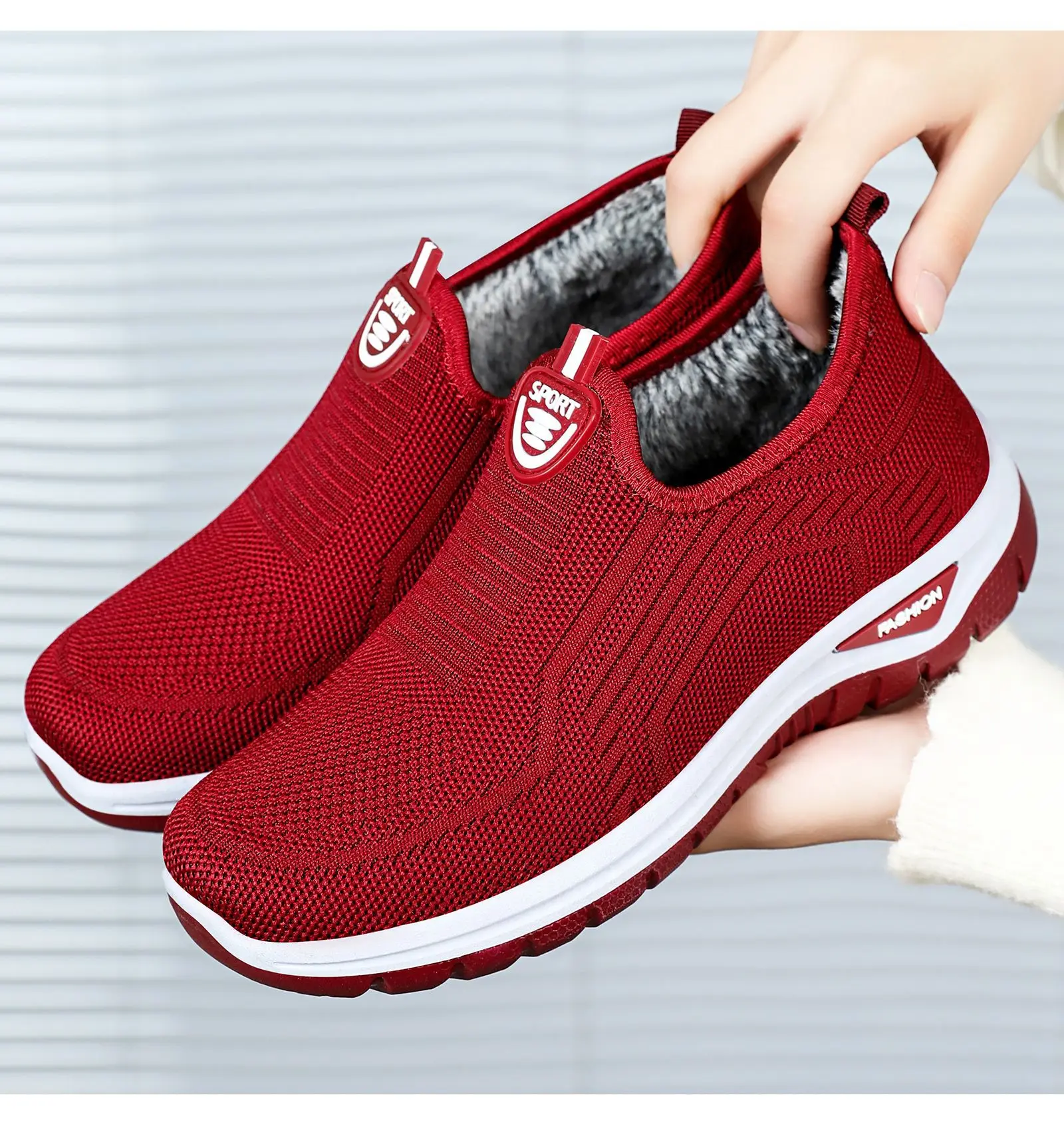 New wedge heel plush shoes women's knitted flats elderly woman casual daily shoes slip on grandma walking shoes plush size 42 43