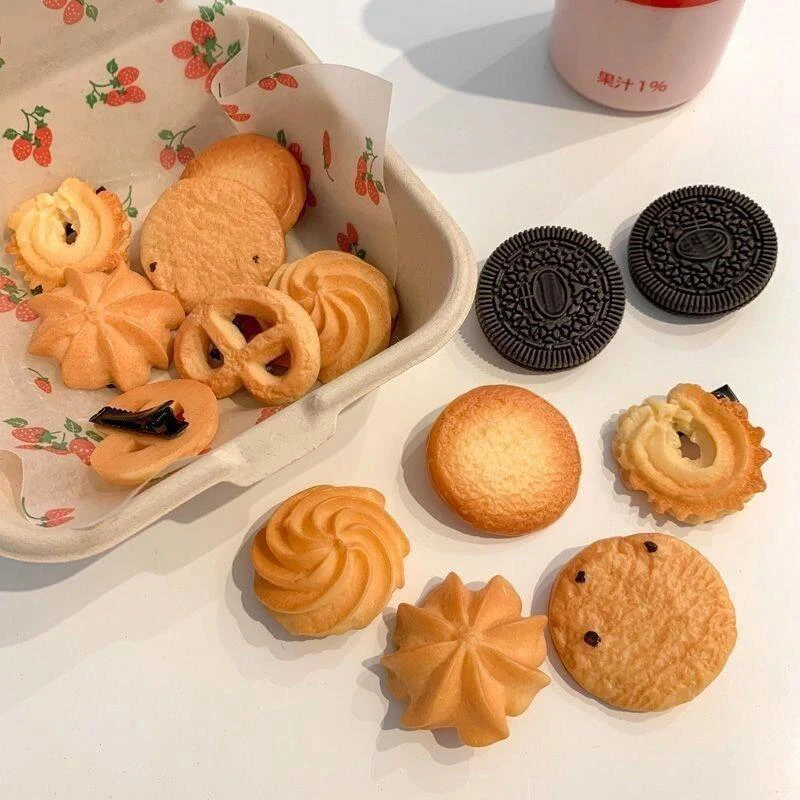 New Version Creative Cookie Hairpin Woman Girl Simulation Food Snack Funny Hair Trim Edge Clip Biscuits Cute Hairpins