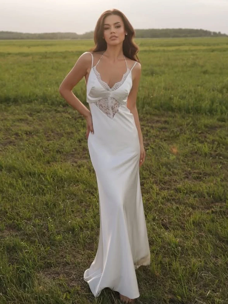 ติ๊กเก็ตส์ เอ็กซ์ วีคอลูกไม้กลวงออกชุดเดรสเกาะอกฤดูร้อนเซ็กซี่เอวสูงบางชุดยาวชายหาดวันหยุดชุดสตรี