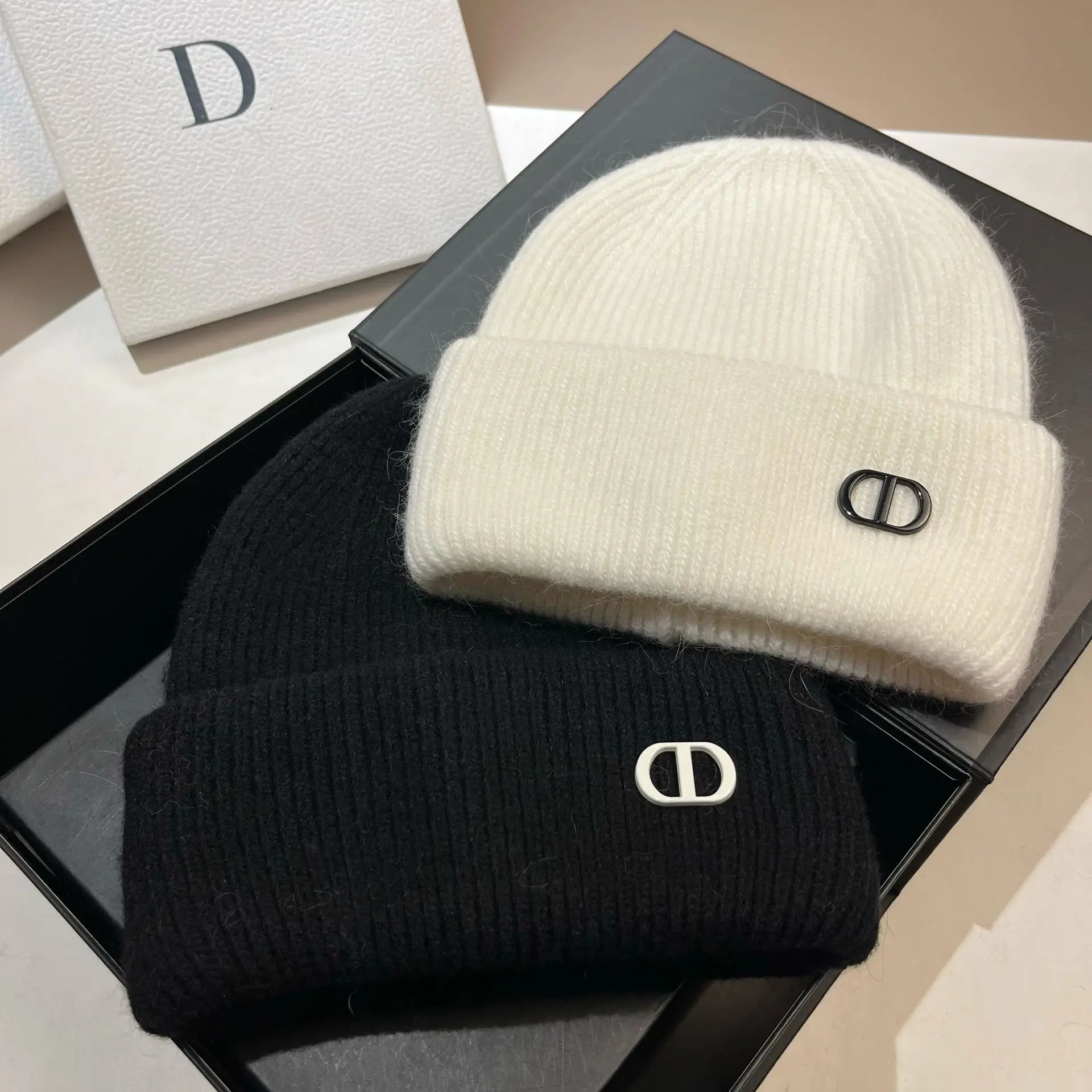 

​Trendy Korean Style Knit Cap 2025 - Rabbit Fur Double Edge Design, Women's Winter Warm Beanie, Sweet Casual Fashion​