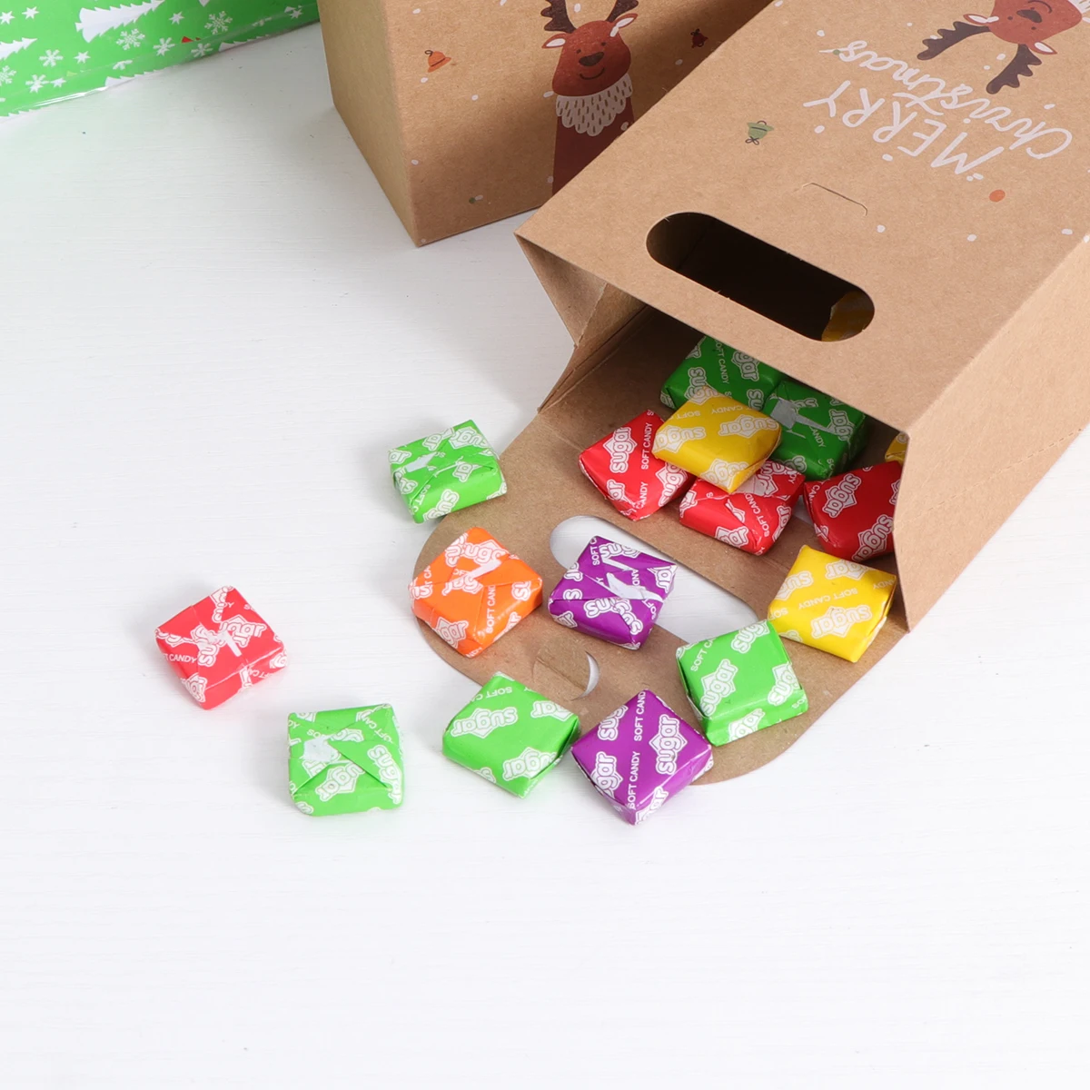 

10pcs Christmas Gift Bags Elk Pattern Kraft Paper Party Favor Supplies Goody Candy Bags Durable Light Weight Flat Bottom
