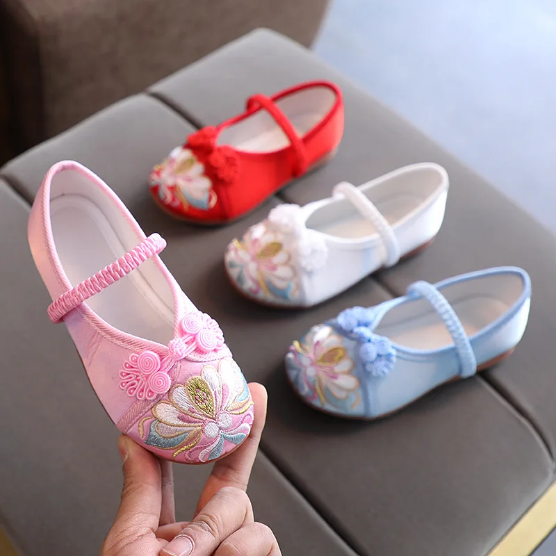 New Handmade Embroidery Kids Shoes Chinese Style Cloth Surface Shoes for Girls Elegant Traditional Flower Pattern Hanfu Shoes