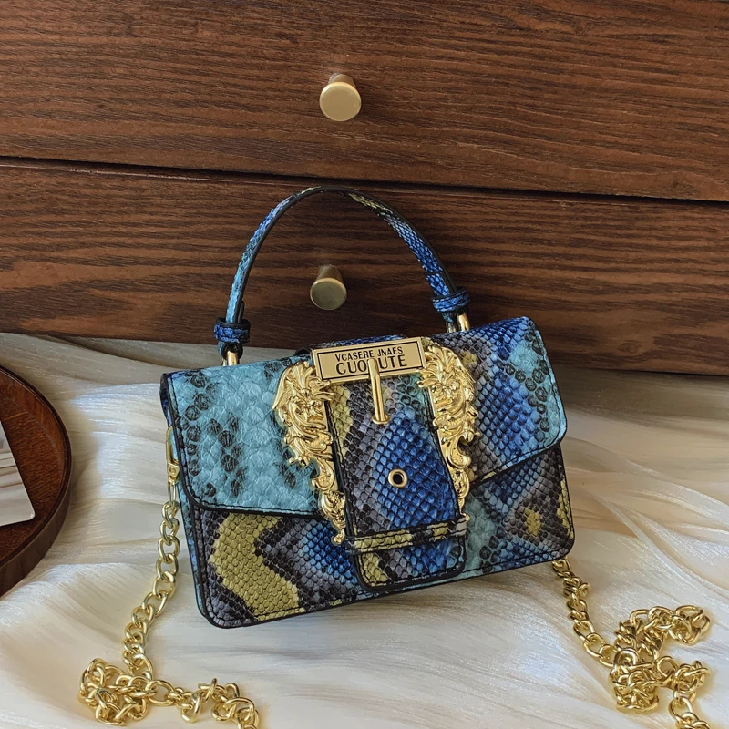 

Elegant Large Capacity Commuter Bag - Minimalist Leather Crossbody Clutch With Vintage Letter Design, Luxury Tote For Women