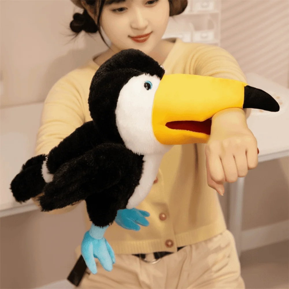 35cm Size Bird Hand Puppets Kawaii Style Soft Animal Hand Puppets Funny Cartoon Hand Control Toucan Kindergarten Performance