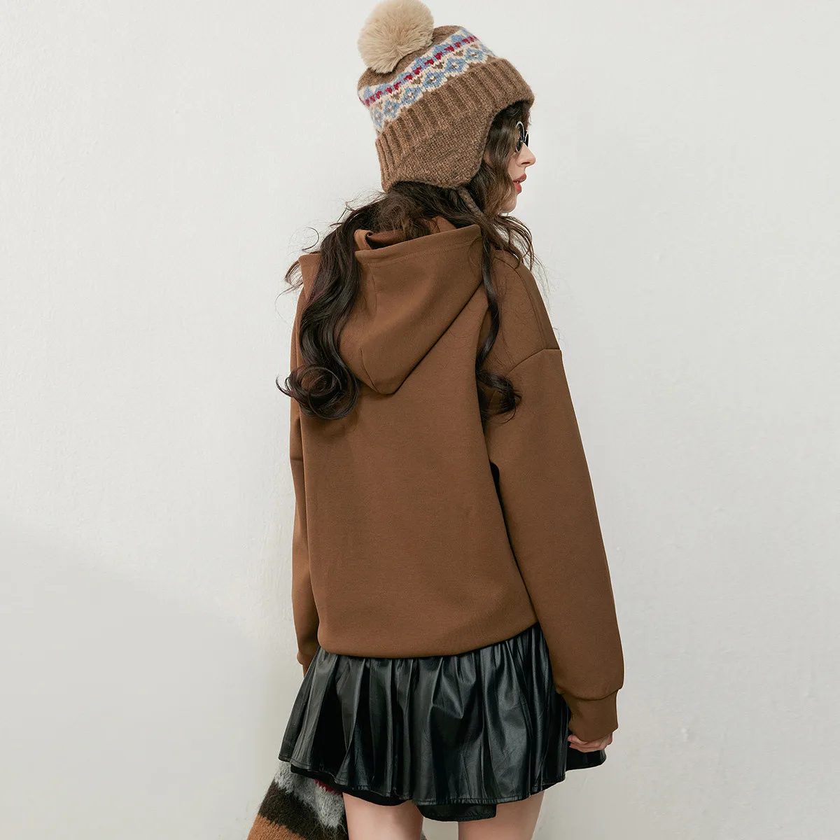 LOUIS YAO New Handmade Accessories Women's Hoodies 2025 Autumn Shoulder Sleeve Micro Elastic Sweatshirts Loose Long Sleeve Tops