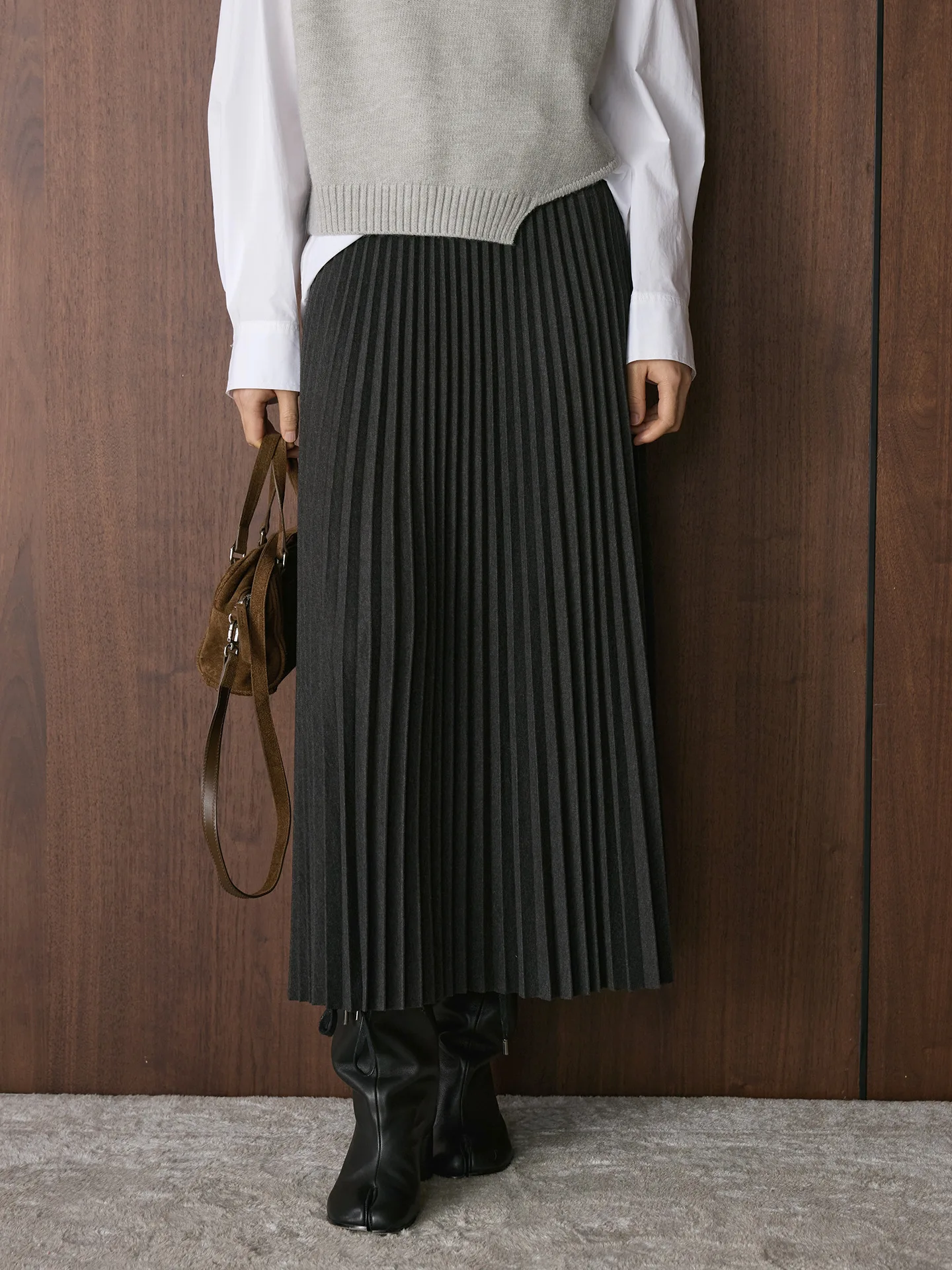 

Winter retro fashionable elastic waist drape pleated half skirt A-line slimming effect, perfect for women wearing long skirts