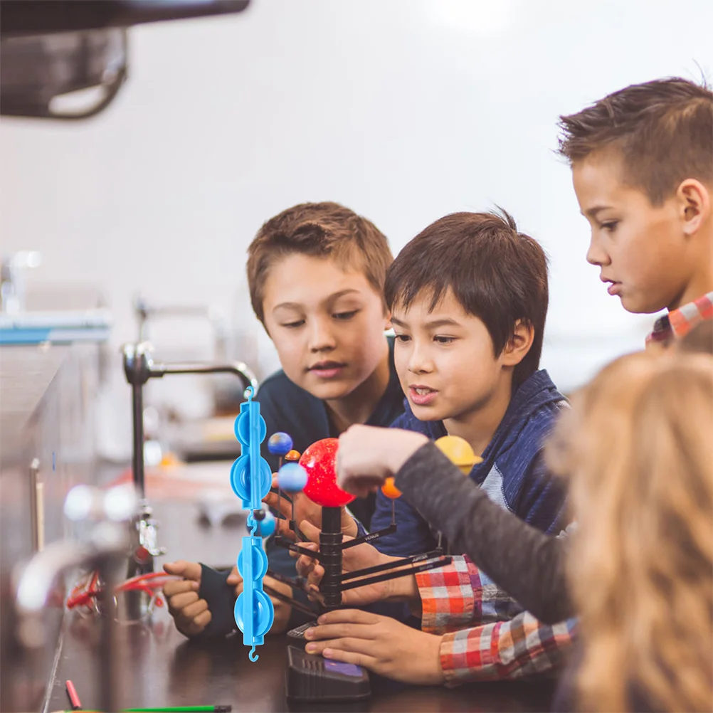 

4Pcs Educational Physics Pulley Set Mechanic Teaching Tool Durable Plastic Material Perfect for School Science Experiments