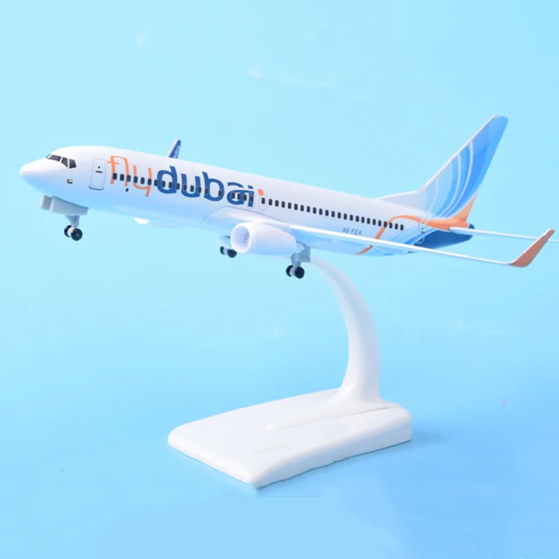 20CM Airplanes Flydubai Airlines B737 Metal Plane Model Aircraft Kid Gift Collectible Model Toys Wheels Display