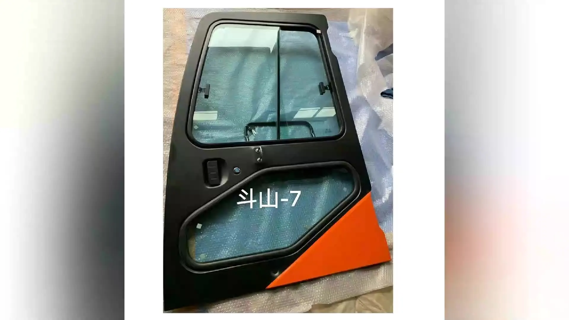 excavator spare part  PC120-6 Excavator Cab Assembly PC200-6 PC210-6 Operator Cabin Door 20Y-54-00322