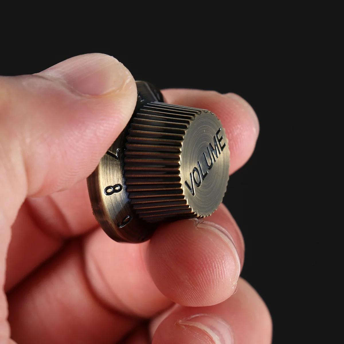 

3Pcs D65 Bronze Color Volume Control Knob for Electric Guitar Bass Accessory 1 Volumes 2 Tones Knobs Cap