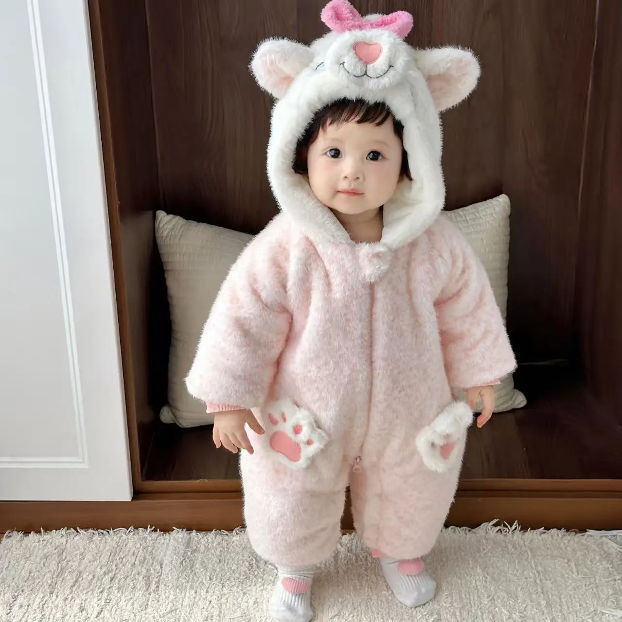 

Baby Autumn Winter Jumpsuit Plush and Thickened Outerwear for Newborns Warm Clothes for Baby Cute and Lovely Cotton Rompers