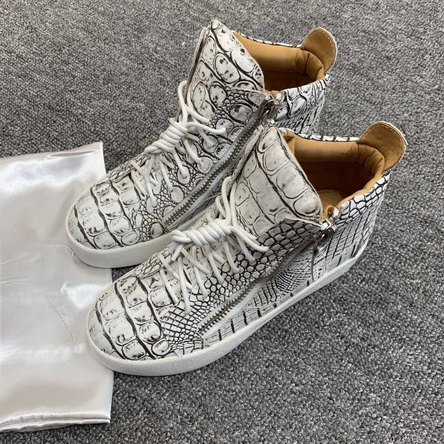 Top Quality Classic Mens Casual Sneakers Women High-top Real Leather Tennis Luxury Brand Designer Unisex Sports shoes ADN846