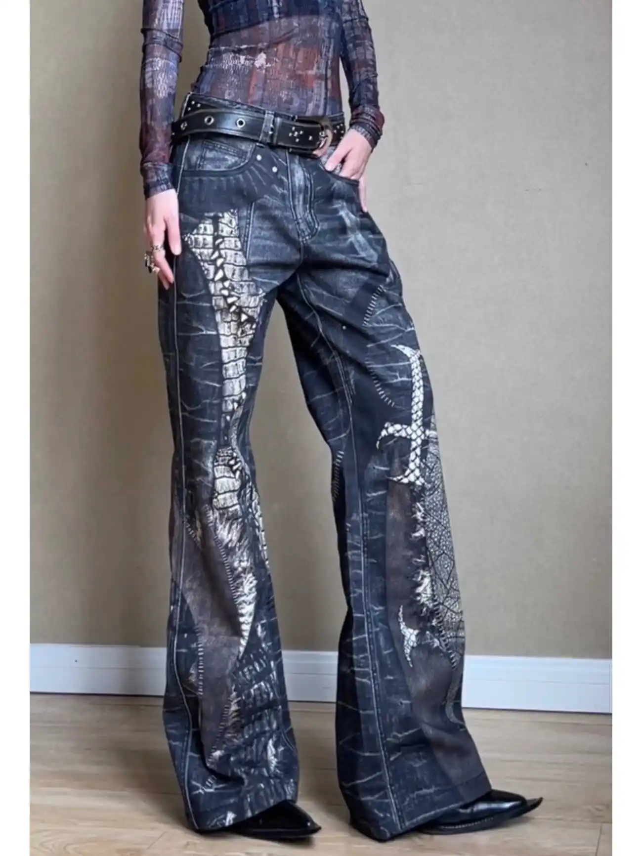 Vaqueros acampanados con estampado de núcleo de Goblin para mujer, pantalones vaqueros Grunge Harajuku japonés Gyaru Y2K con parte inferior de campana, Cyber Punk, Hip-pop, Academia oscura