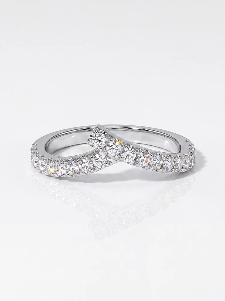 Modische Echte Runde Moissanit-Diamant V-förmige Eheringe für Frauen, Jubiläums-Personalisierte Hochwertige Schmuckstücke – Detail 5