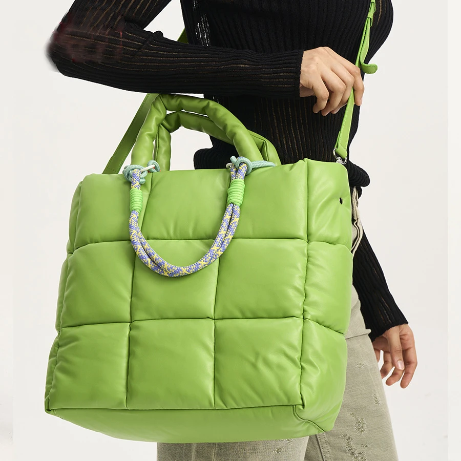 Bolsos de mano acolchados de Invierno para mujer, bolsos de diseñador acolchados de algodón, bolso cruzado de hombro espacial, monederos de compras suaves grandes