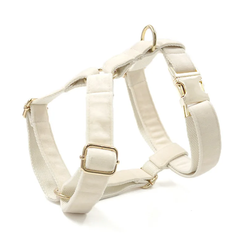 Set arnés y collar personalizado para perros de terciopelo lazo_voghion.com