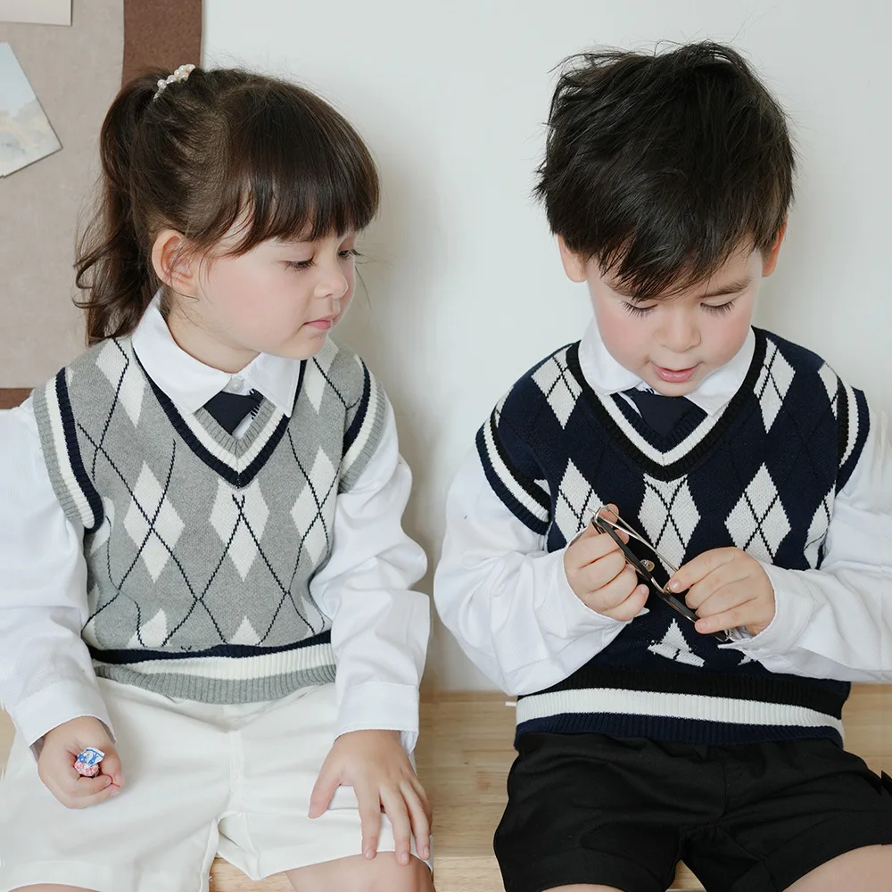 

Autumn V-collar Argyle Jacquared Baby Boys Vest Cotton Velvet Warm Toddler Kids Boy Sleeveless Top Loose Children Boys Knitwear