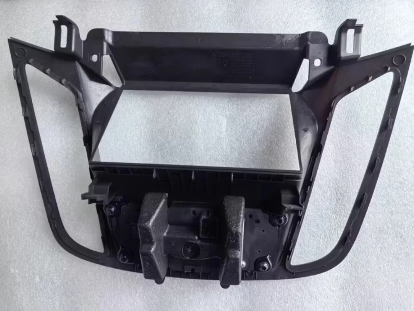 KUGA 2013 Radio Control Center Console Switch Panel
