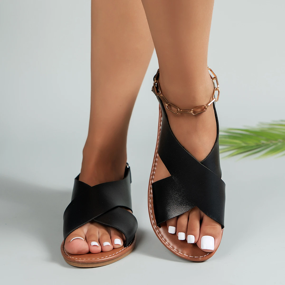 Trend New Women Sandals Summer Buckle Strap Flat Shoes Woman Beach Shoes Solid Back Strap Peep Toe Ladies Sandals Plus Size 43
