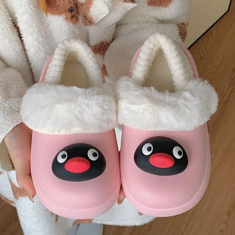 2025 جديد جاف رائعتين البطريق النعال المنزل الدافئة سبلاش واقية ملابس منزلية غير رسمية أحذية السيدات متعة مقاوم للماء السمين البطريق الأحذية