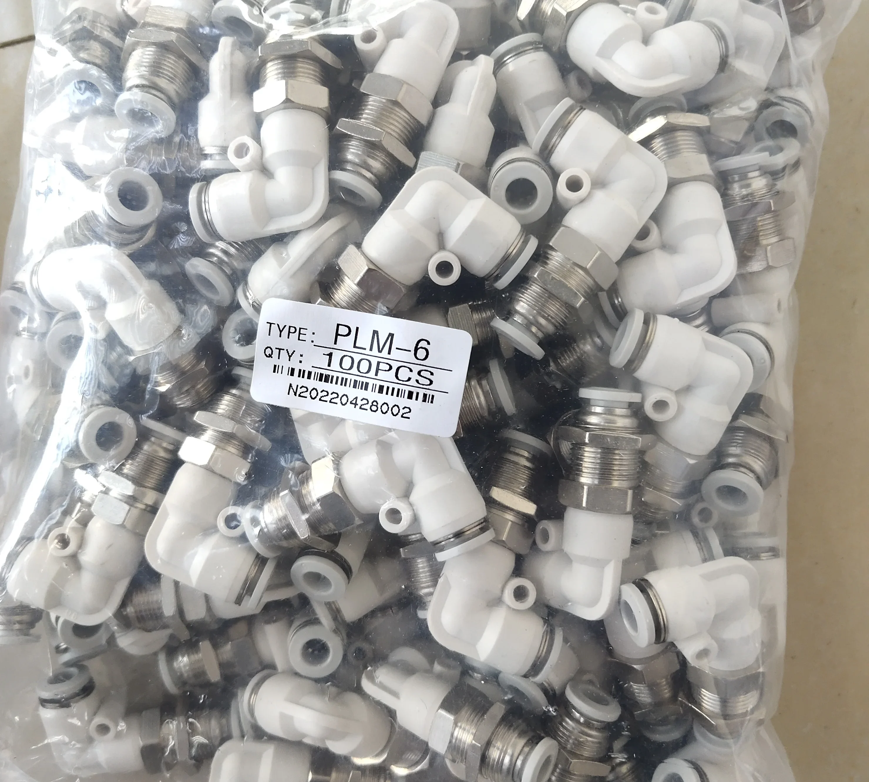 Airtac original PLM Series Bulkhead Male Elbow Connector PLM4/6/8/10/12 One-touch Quick Fittings