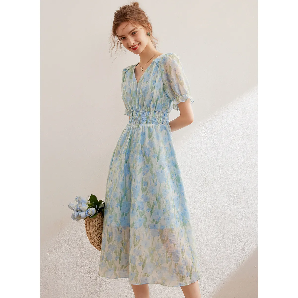 LOUIS YAO Dress 2024 Summer Tulip Print Women Dress Elegant V Neck Short Sleeve Slim Fit Long Dress