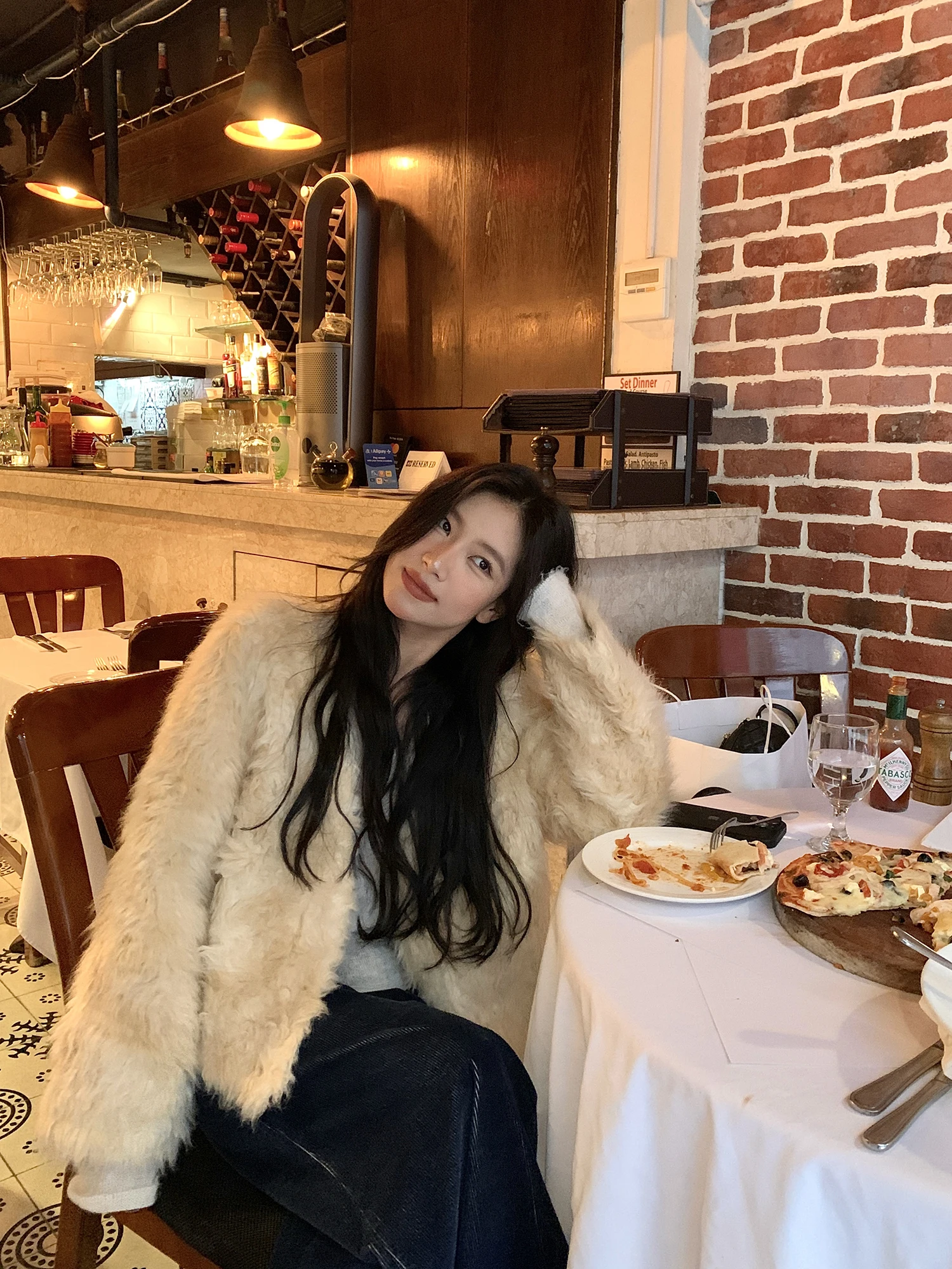 

DaqianwithU ort Fur And Leather Inteated Eco-friendly Women's Outerwear Autumn Winter High-end Feelings Jaet Coat