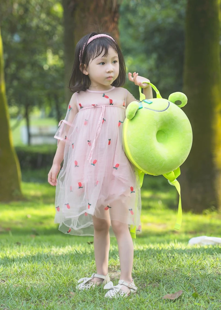 

Cute Cartoon Children's Backpack Boys' And Girls' Backpack Kindergarten Bag Plush Frog Pattern Lightweight And Waterproof Blue