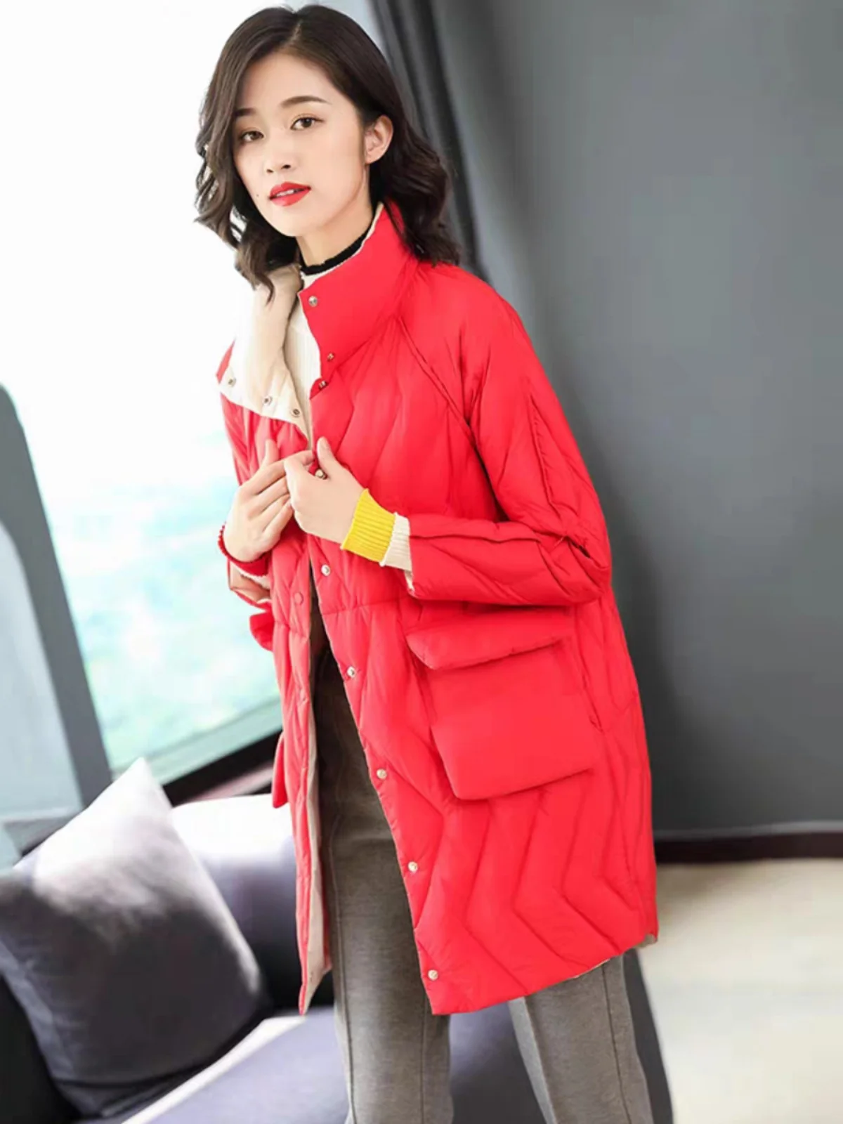 

Пальто-пуховик средней длины с эффектом похудения, на одной пуговице, с воротником-стойкой, белое, из утиного пуха, в корейском стиле, для повседневной носки, ветрозащитное