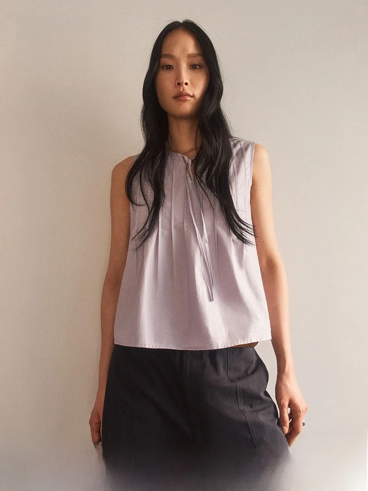 

H&M Women's Sleeveless Cotton Shirt Style Pleated Summer Casual Loose Fit V-Neck Regular Length No.1298