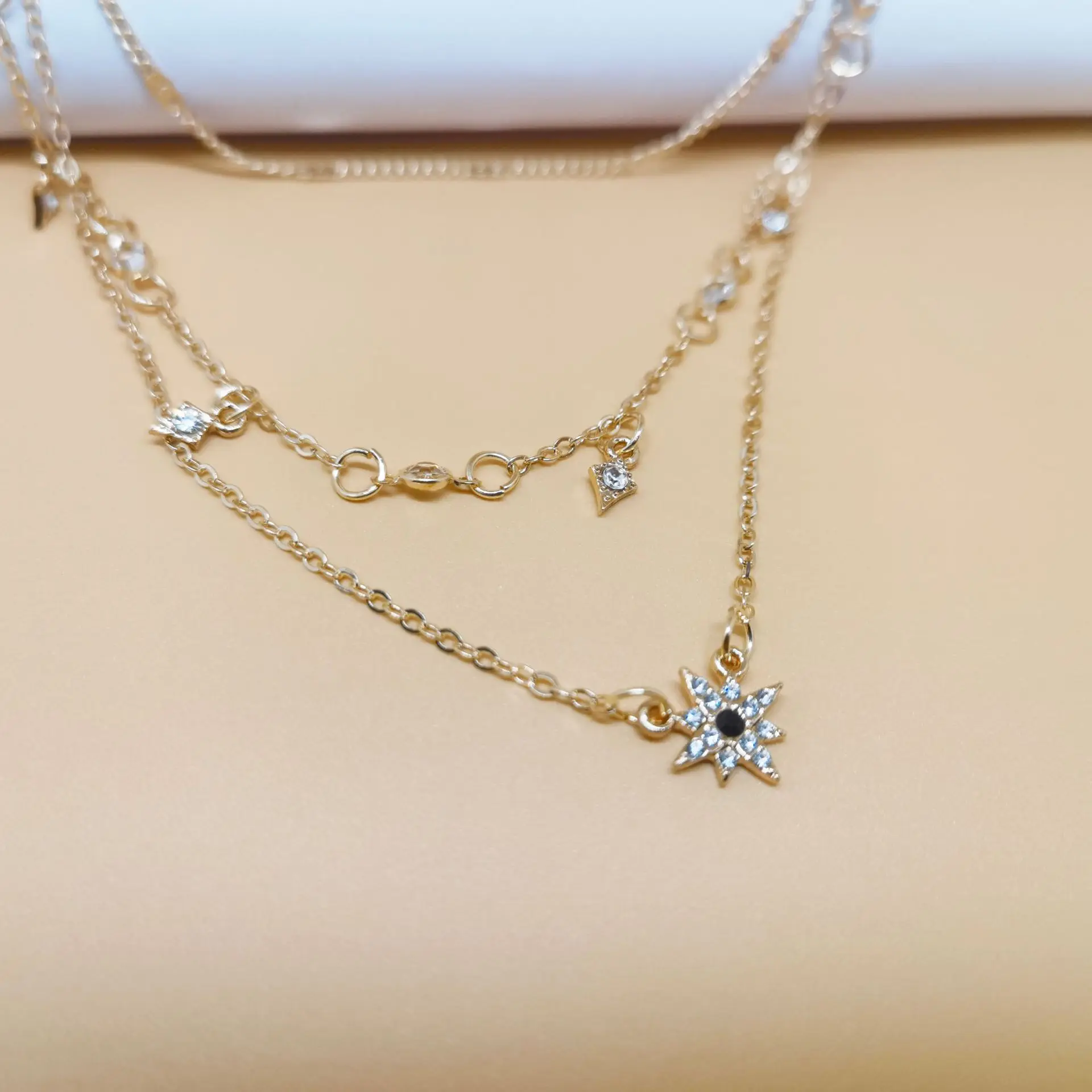European American Fashion Women Multi Layer Star Pendant Necklace Set Eight Pointed Star Alloy Layered Chain