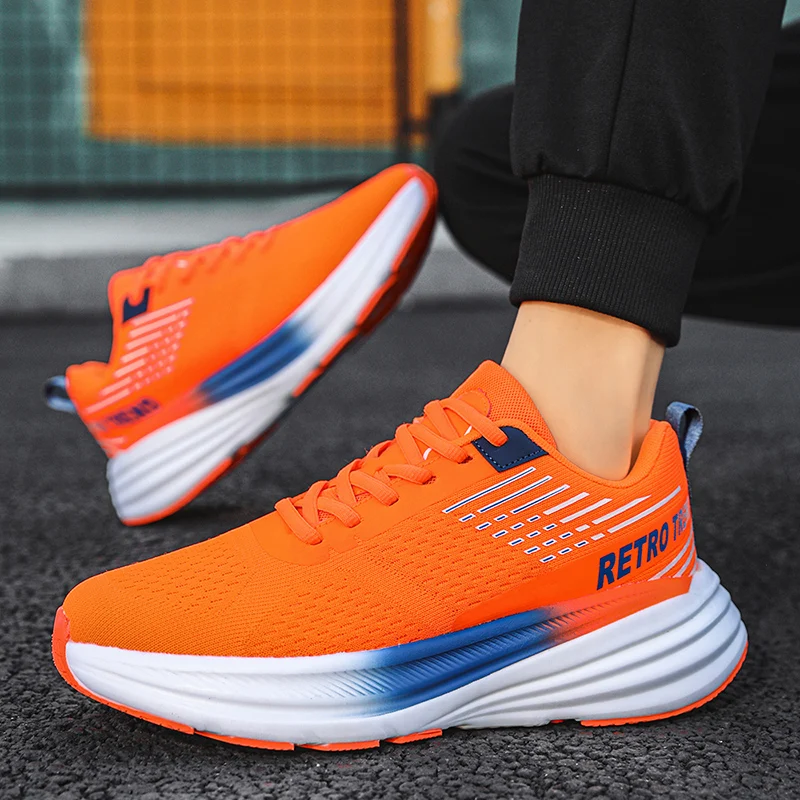 Couple Lace Up Running Shoes High Quality Lightweight Sneakers Men Outdoor Breathable Gym Shoes LT175 Man Women Comfortable Shoe