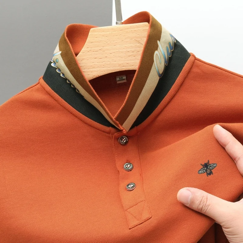 قميص بولو رجالي فاخر أصلي بأكمام طويلة مع تطريز النحل من القماش الناعم بأزرار أمامية مفتوحة على الطراز البريطاني ملابس رجالية #4