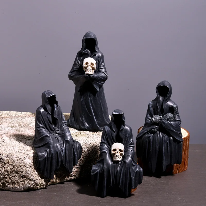 Black Clothes Mysterious Master Ornament Horror Black Robed Night Walker Gothic Sitting Resin Craft Ornament Desktop Decoration