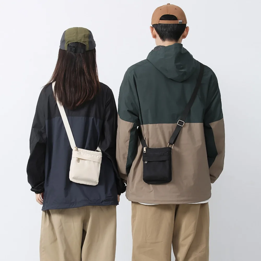 Multifunctional Crossbody Phone Pouch Korean Style Handheld Nylon Shoulder Bag Street Style Solid Color Men Square Bag