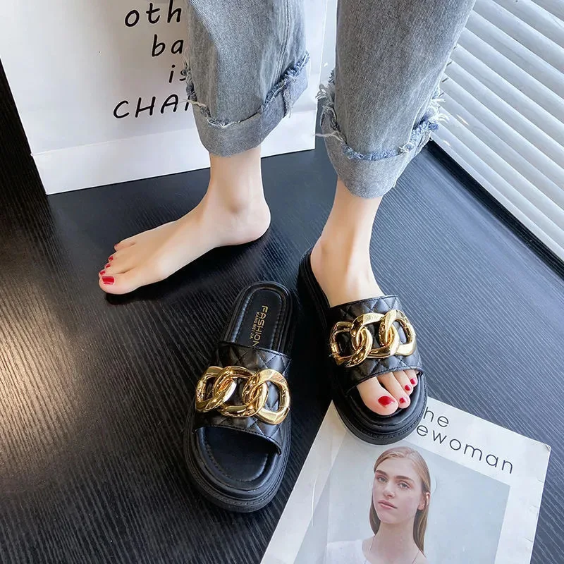 Net Red Fashion Thick Bottom Sandals And Slippers Women\'s All-match Summer Casual Metal Buckle One-word Slippers