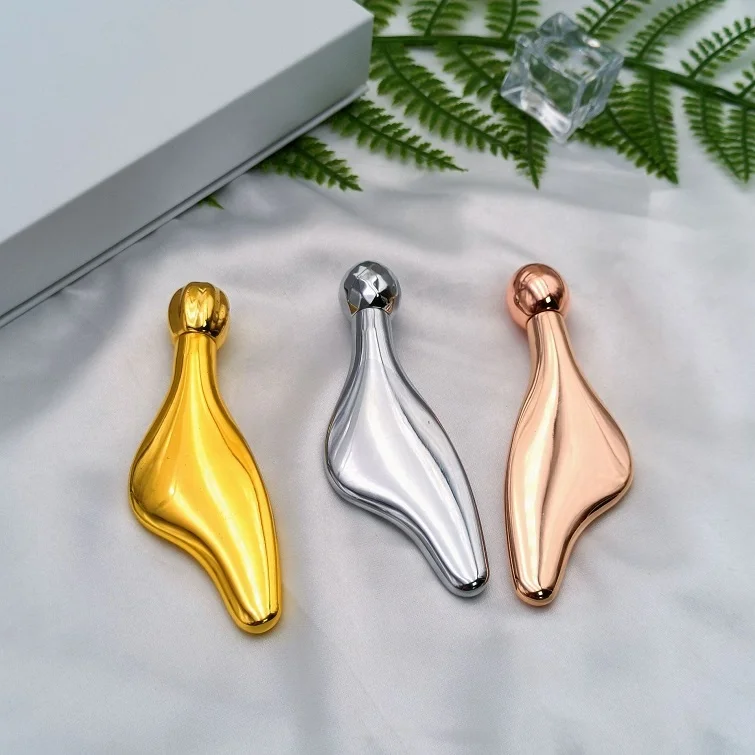 Best Selling Rose Gold Zinc Alloy Mini Facial Roller Gua Sha Set Skin Toning Beauty Tool