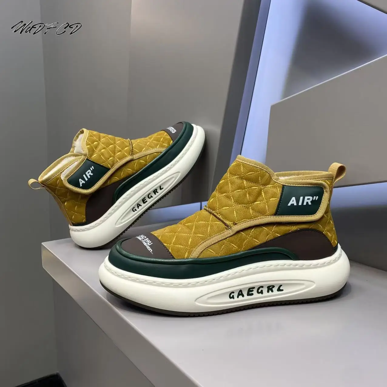 Высокие массивные кроссовки, мужские дизайнерские зимние плюшевые теплые зимние ботинки, модные повседневные кожаные ботильоны на платформе с увеличенной высотой