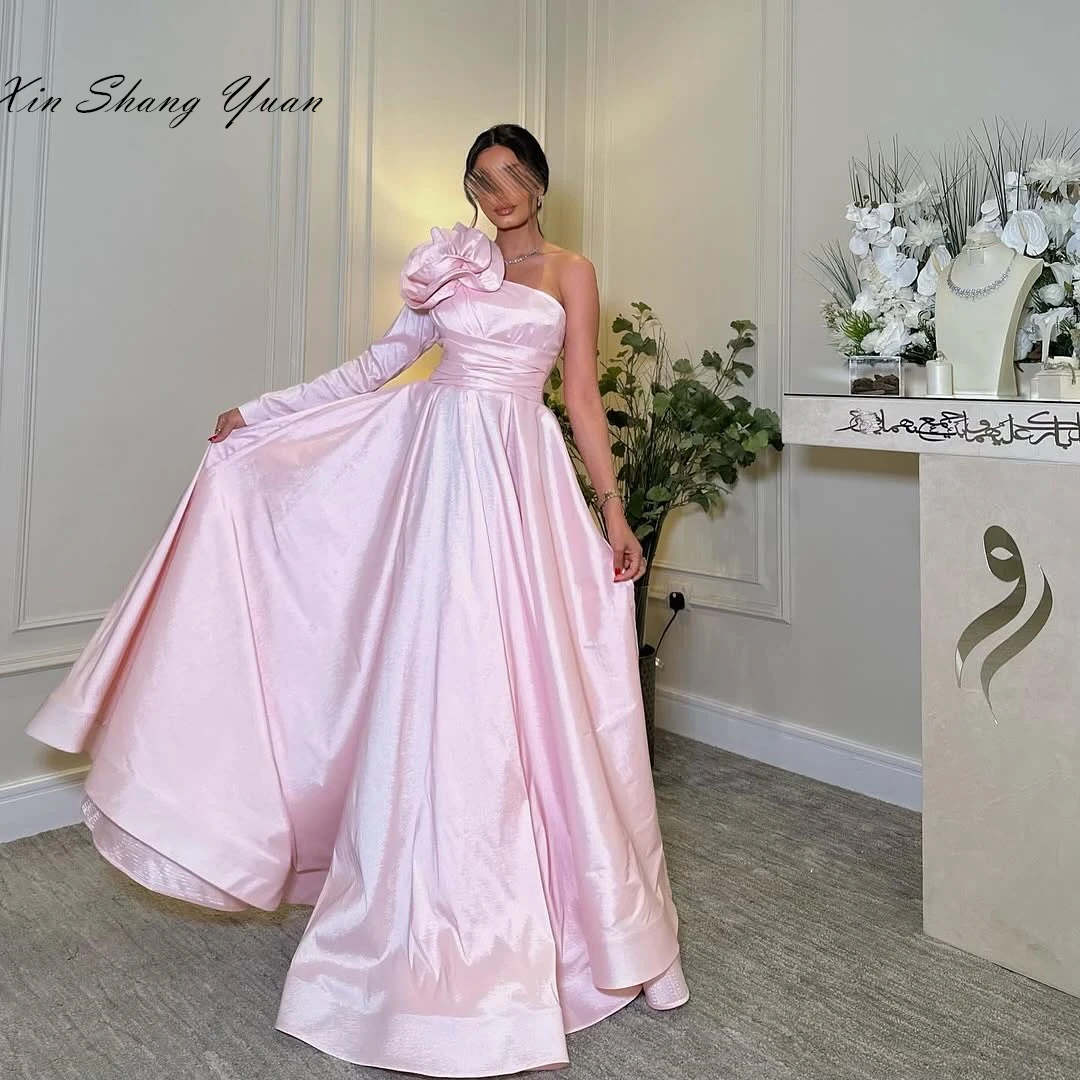 ที่กําหนดเองชุดราตรีคลาสสิกซาติน Strapless หนึ่งไหล่แขนยาวชุดราตรี A-Line Sweep Train Appliques Party Dresses